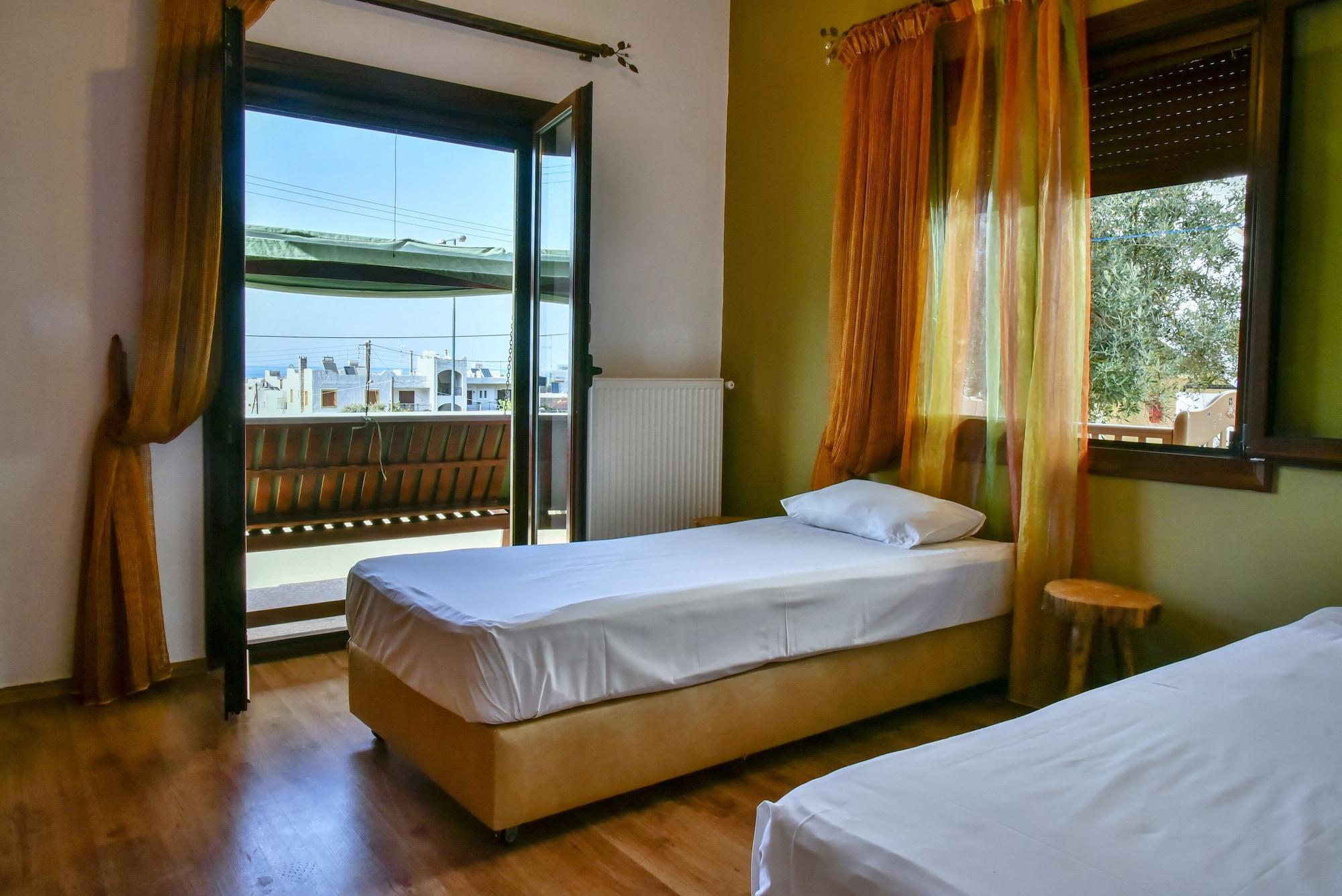 Iraklis Apartments Stalida Buitenkant foto