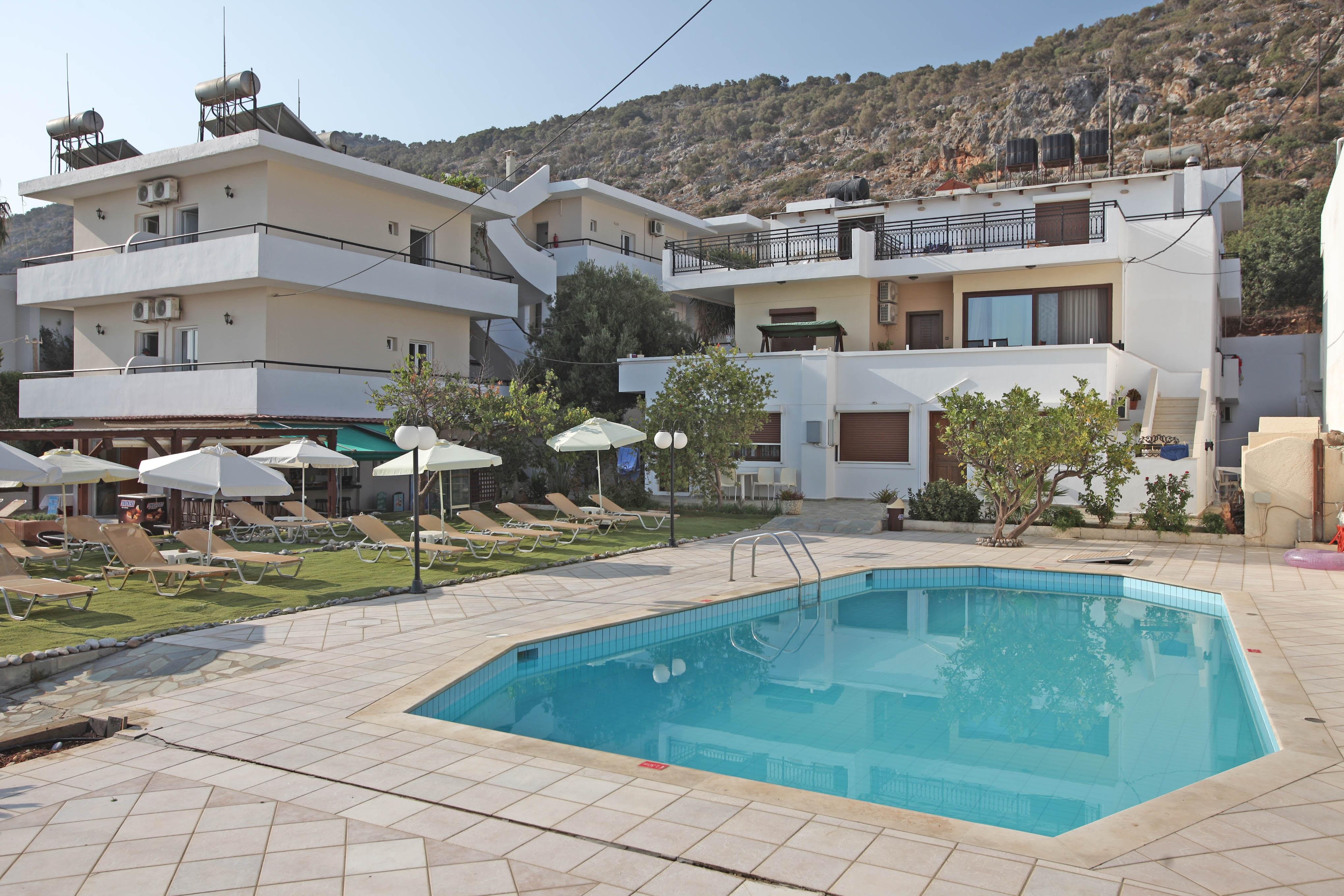 Iraklis Apartments Stalida Buitenkant foto