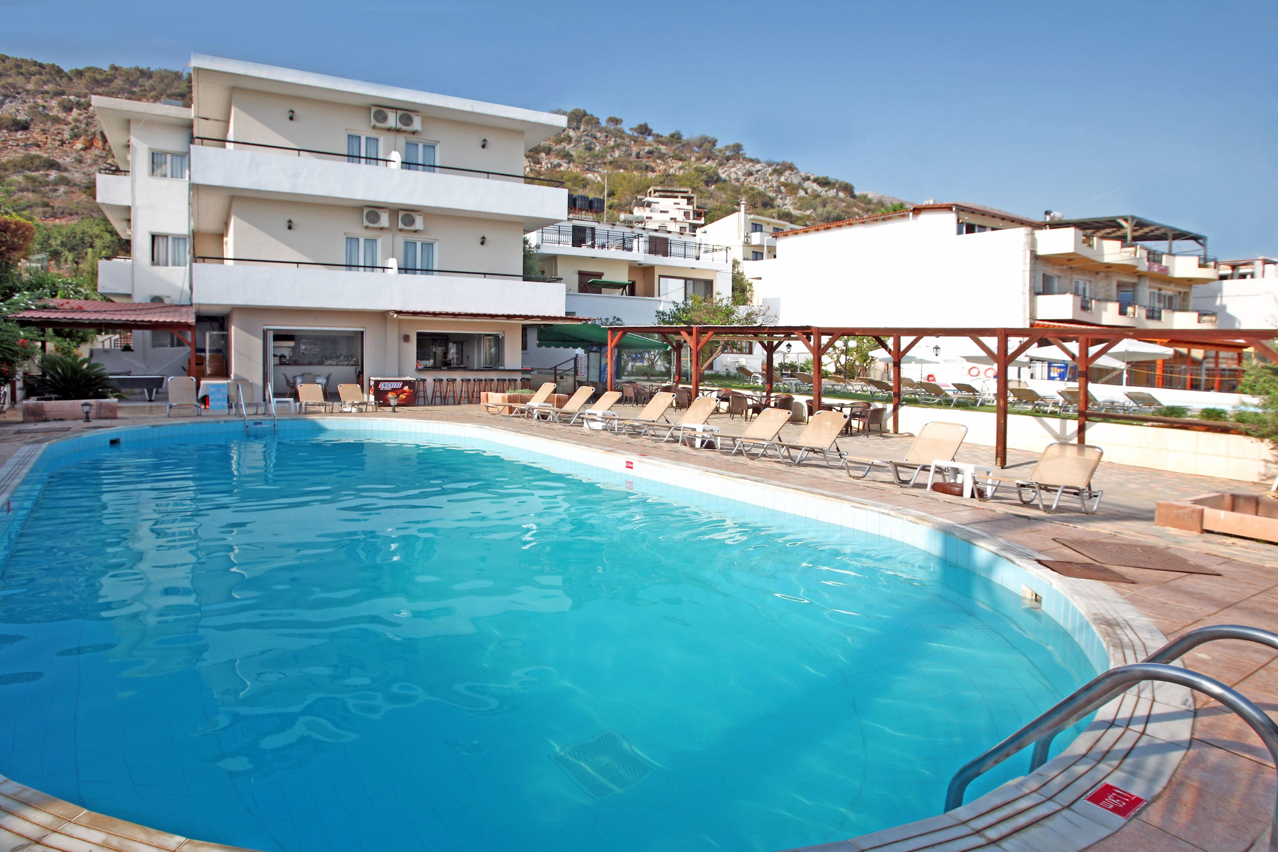 Iraklis Apartments Stalida Buitenkant foto