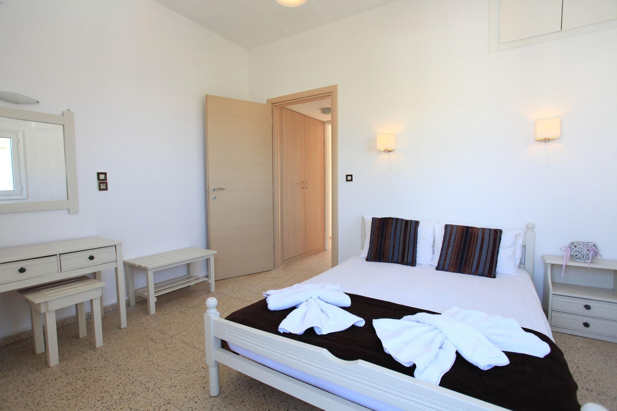 Iraklis Apartments Stalida Buitenkant foto