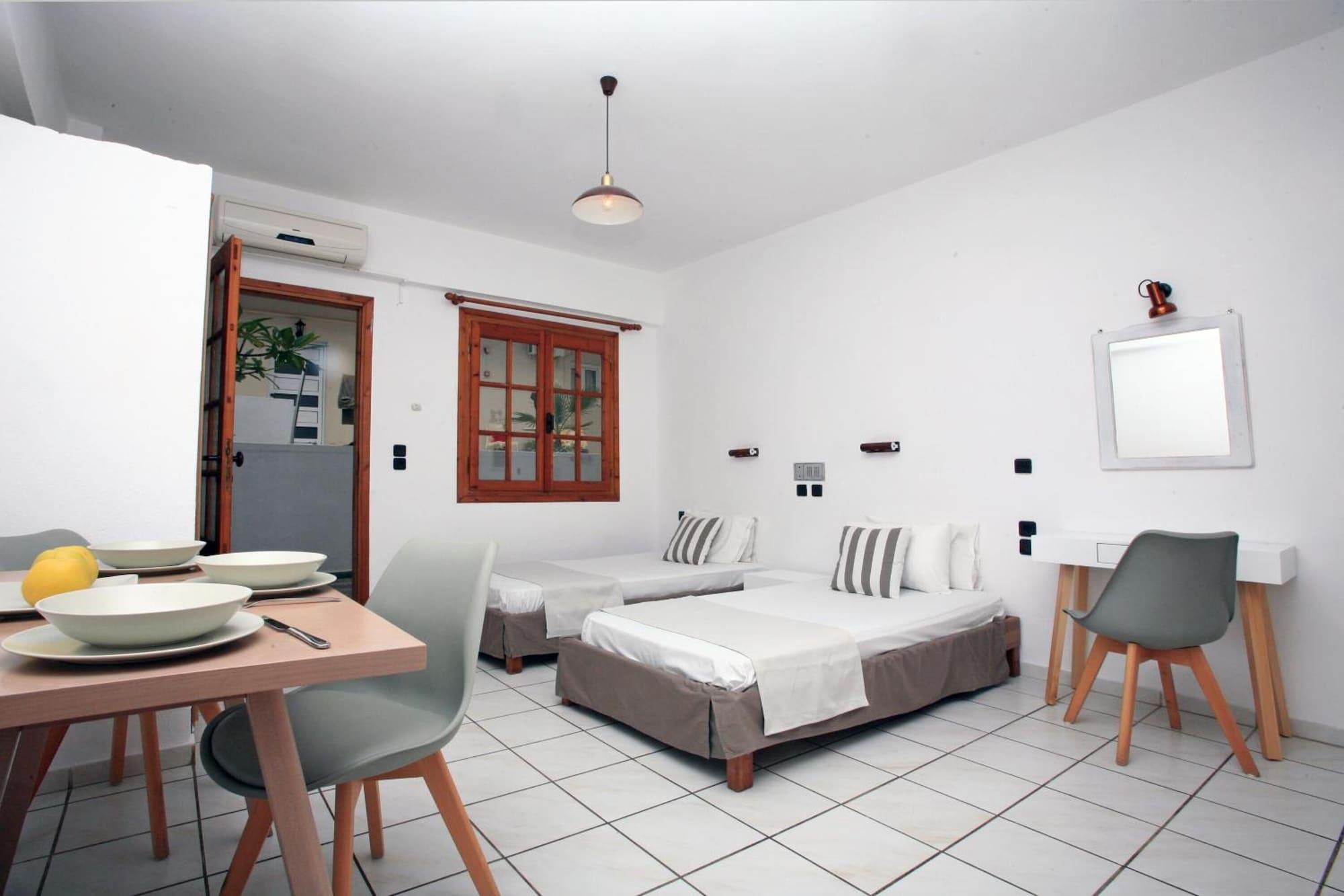 Iraklis Apartments Stalida Buitenkant foto